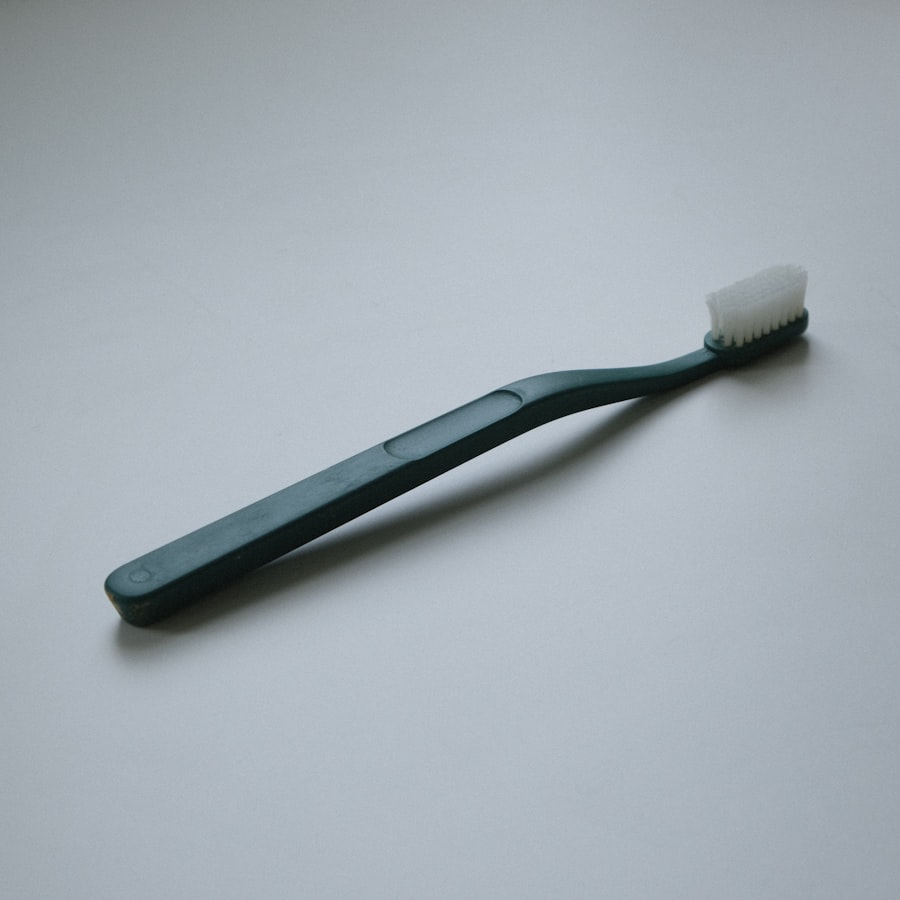 Oral-B 3D White Luxe Toothbrush (2 pcs)
